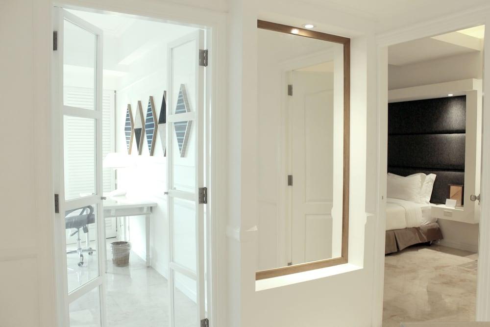Vivere Hotel And Resorts Muntinlupa City Экстерьер фото