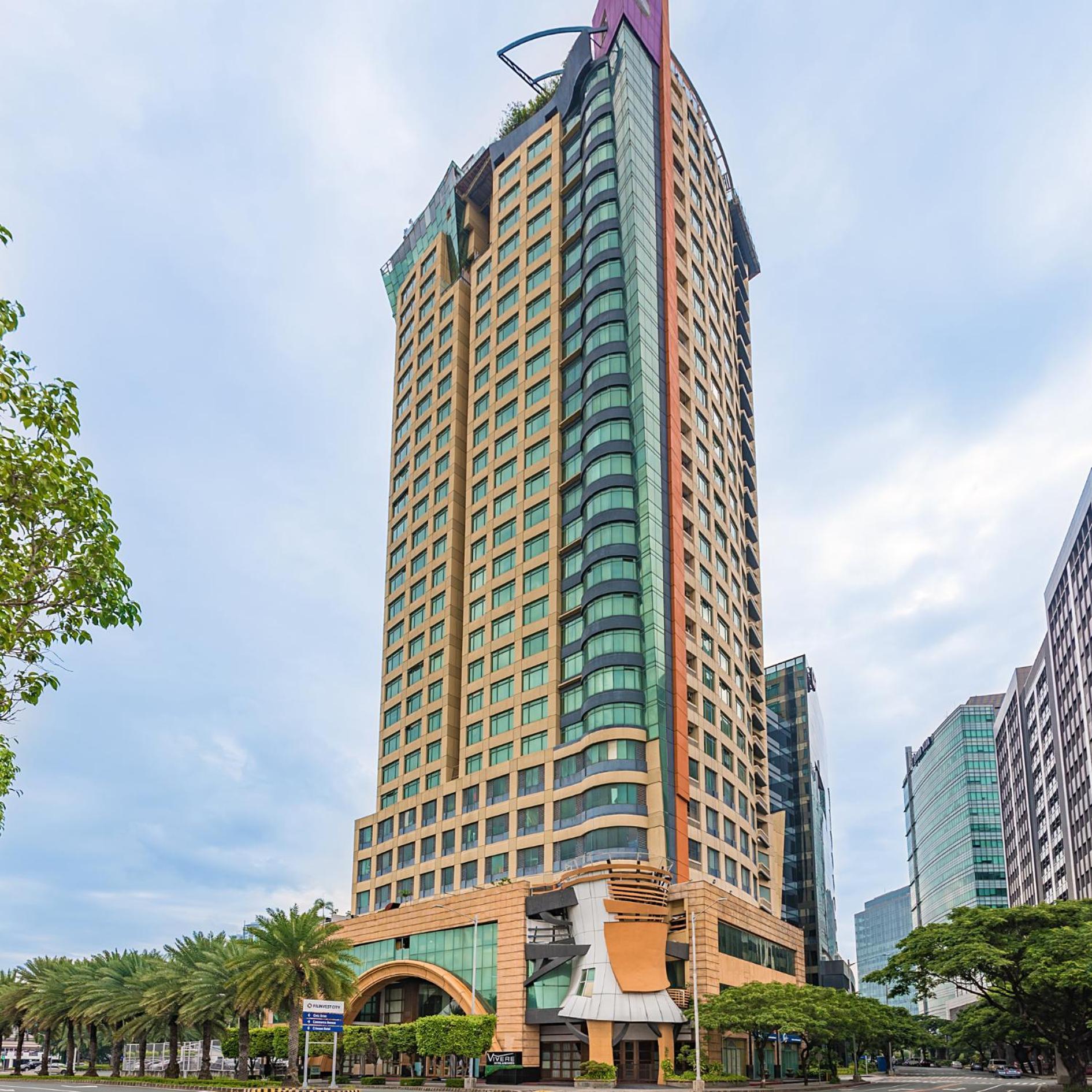 Vivere Hotel And Resorts Muntinlupa City Экстерьер фото