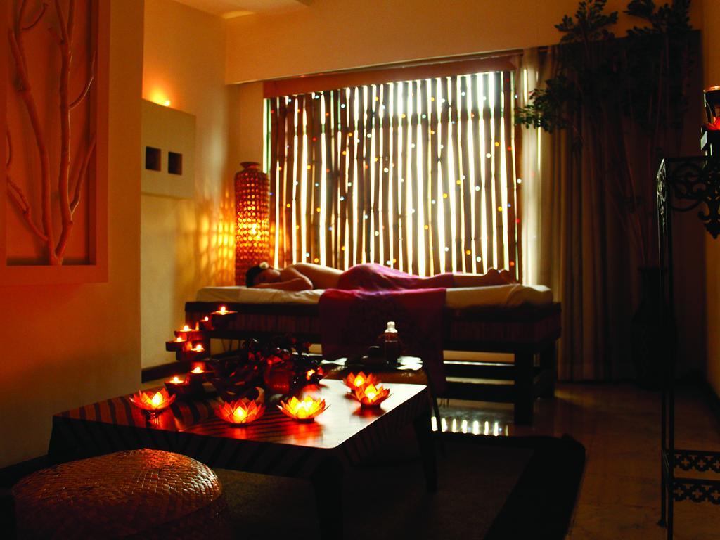Vivere Hotel And Resorts Muntinlupa City Экстерьер фото