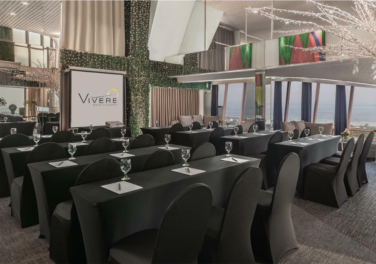 Vivere Hotel And Resorts Muntinlupa City Экстерьер фото
